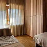 Front - 3 Bedrooms Bari