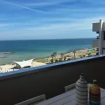 Front - 3 Bedrooms * Bari