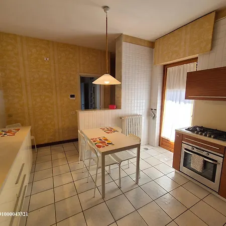 Front - 3 Bedrooms