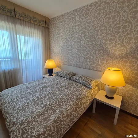 Lejlighed Front - 3 Bedrooms Bari