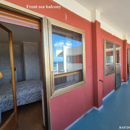 Front - 3 Bedrooms * Bari