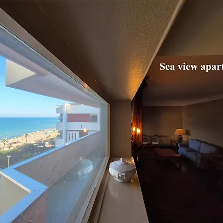Lejlighed Front - 3 Bedrooms