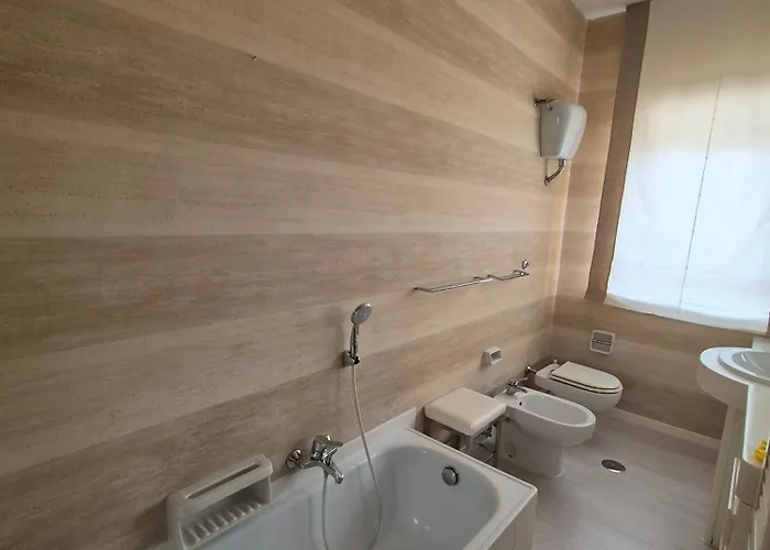 Daire Front - 3 Bedrooms Bari