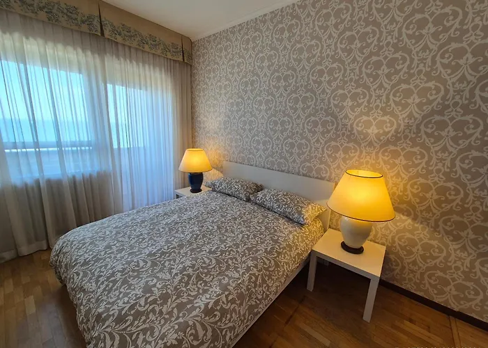 Daire Front - 3 Bedrooms Bari