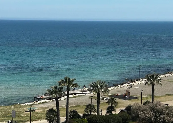 Front - 3 Bedrooms Daire Bari